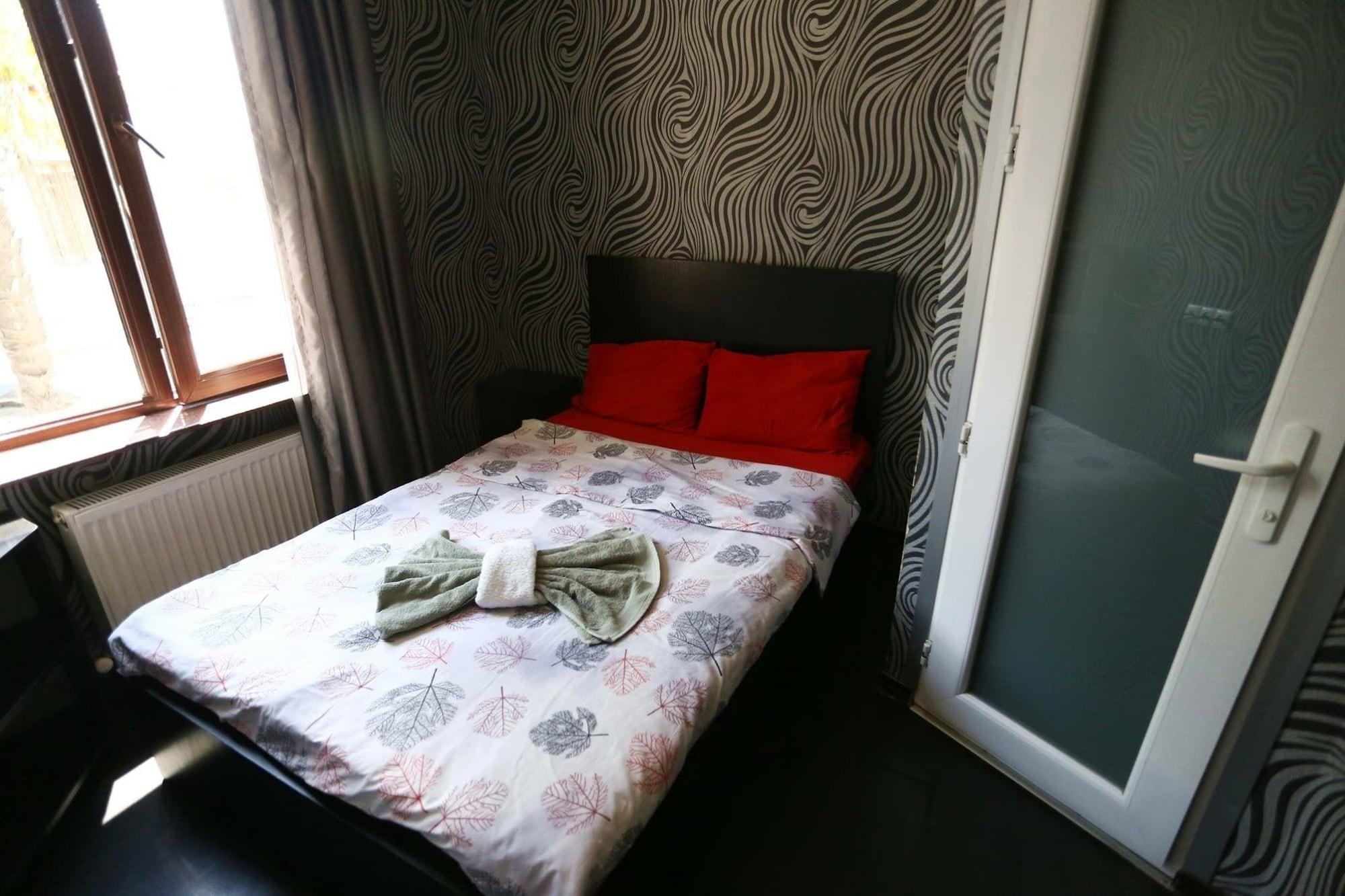 Hotel Cristal Palace Tiflis Dış mekan fotoğraf