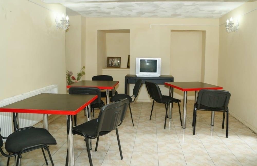 Hotel Cristal Palace Tiflis Dış mekan fotoğraf