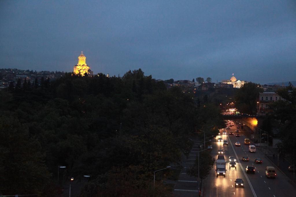 Hotel Cristal Palace Tiflis Dış mekan fotoğraf