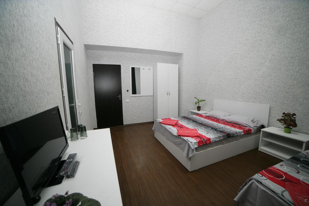 Hotel Cristal Palace Tiflis Dış mekan fotoğraf